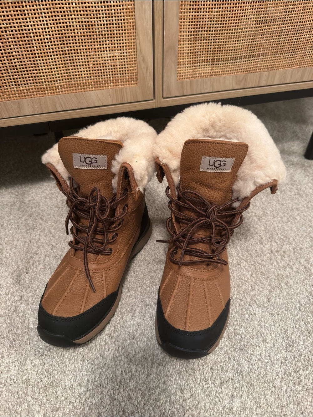 UGG Women's Brown Shearling-Lined Winter Lace-Up Boots